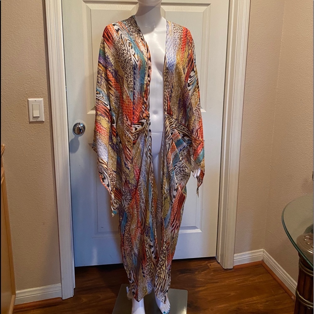 Mix print open front Macy kimono. - Picture 2 of 6